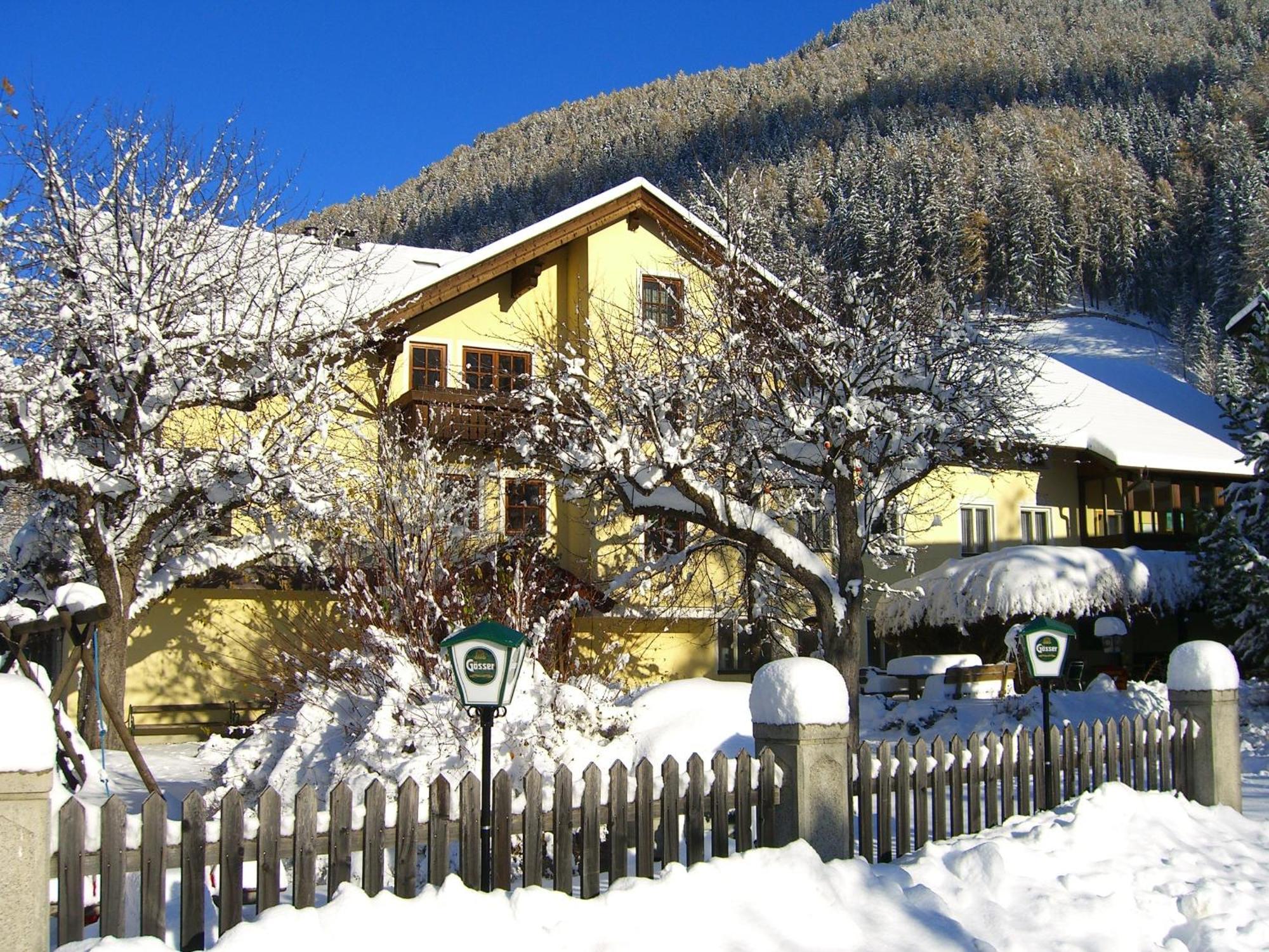 Hotel Post Großkirchheim Exterior foto